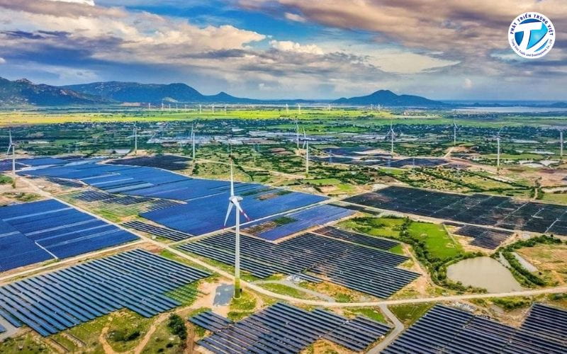 Điện mặt trời và điện gió tại Việt Nam.